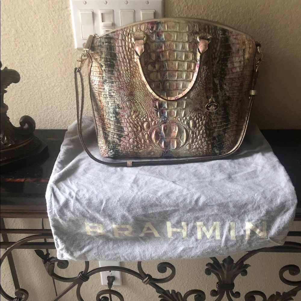 Brahmin Large Duxbury Opal Crocodile Embossed Shoulder Bag. - Picture 2 of 16
